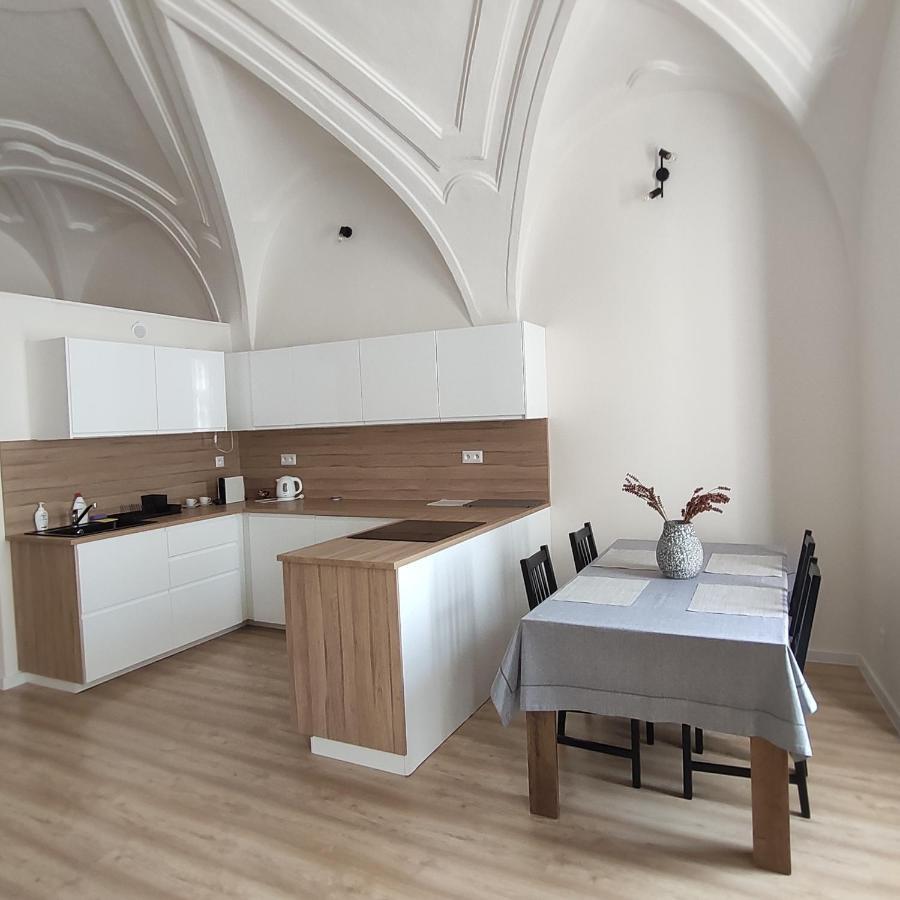 Apartman U Klavdie Besztercebánya Kültér fotó